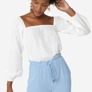 BLUSA BRANCA DE MANGA